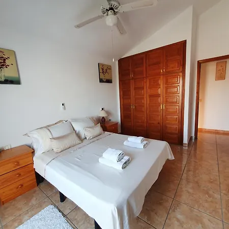 Apartment Hajnalka - Heated Pool And Partial Ocean Views