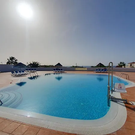 Hajnalka - Heated Pool And Partial Ocean Views Apartment